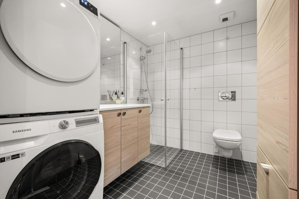 Luxury 2-Bedroom Apartment With Seaview In Oslo City Center Экстерьер фото